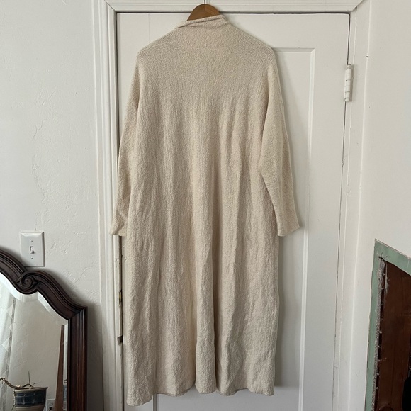 [SOLD] Uzbek Pima Cotton Cardigan in Cream - Picture 6 of 9